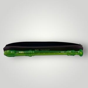 Yamaha YRS-20BG Soprano Recorder W/ Case -‎ Green